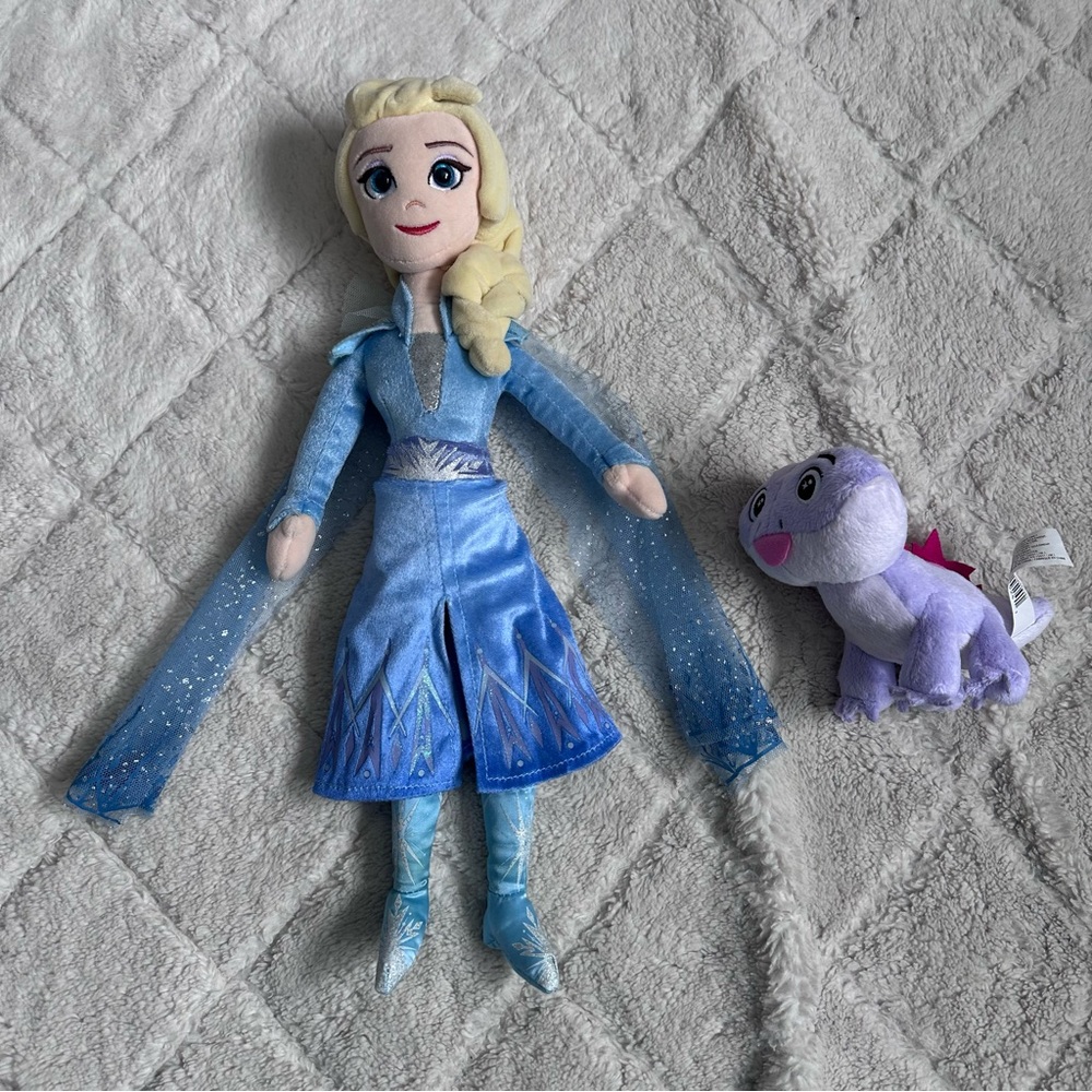 Disney x Frozen 2 | Elsa and Bruni Stuffed Animal Plush Toys